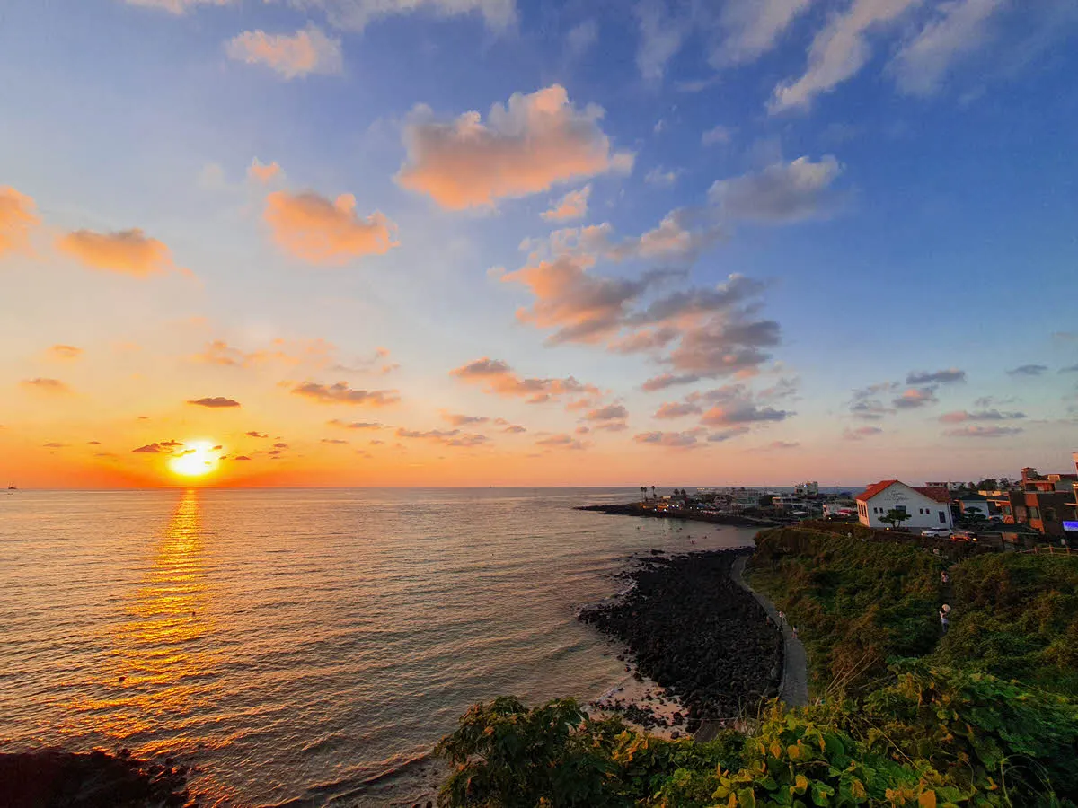 한담해안산책로의 일몰