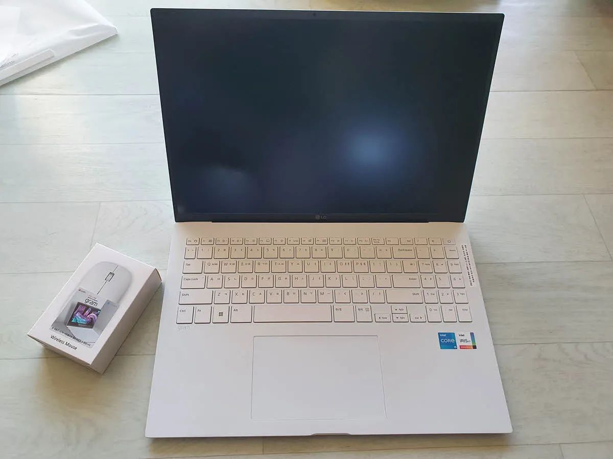 그램 16ZD90Q-GX56K