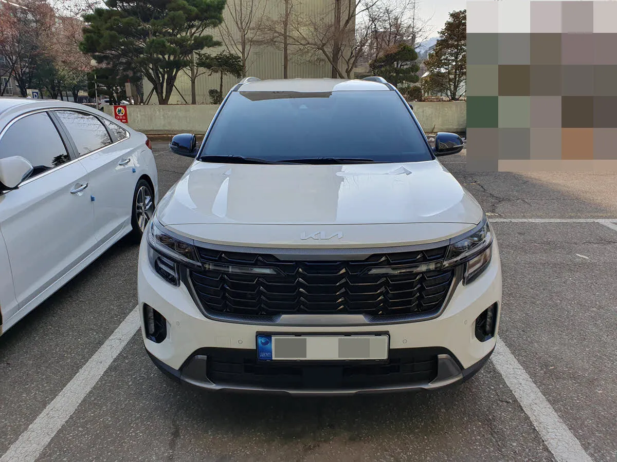 더 뉴 셀토스 시그니처 그래비티 전면 모습