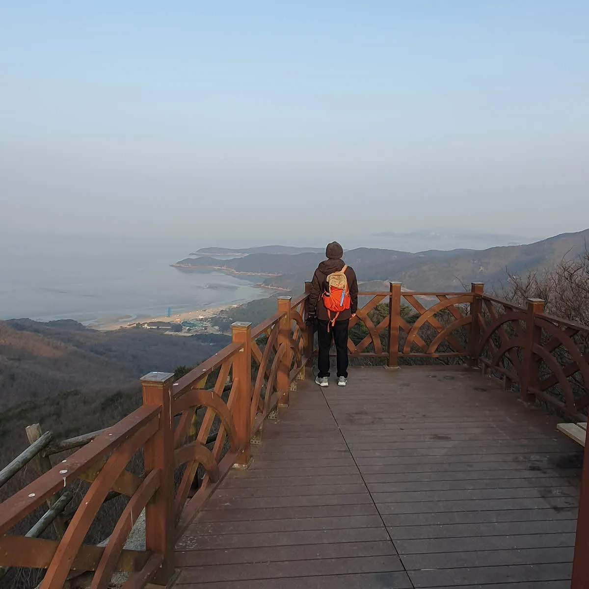 호룡곡산 정상 전망대