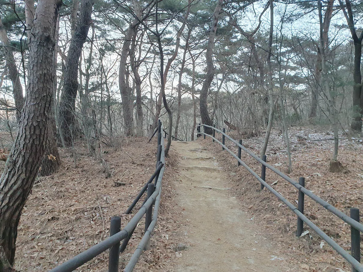 북한산 둘레길 10코스 내시묘역길 구간