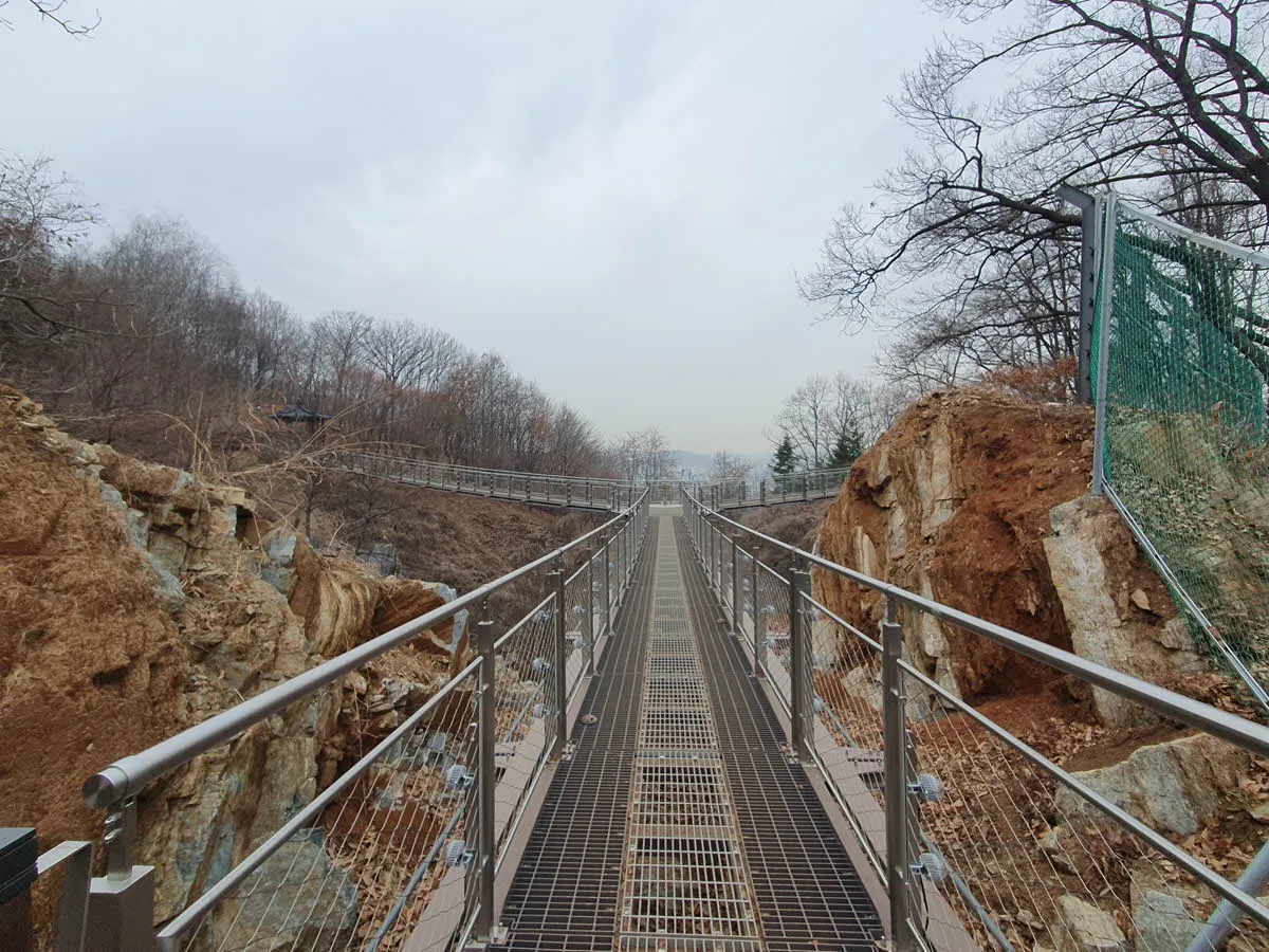도덕산 출렁다리