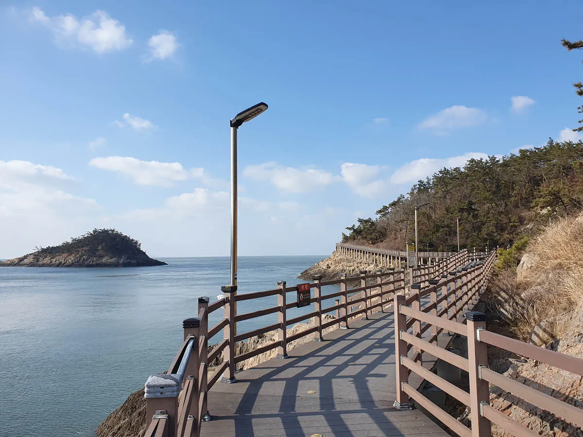 옥돌해수욕장 해변 산책데크길