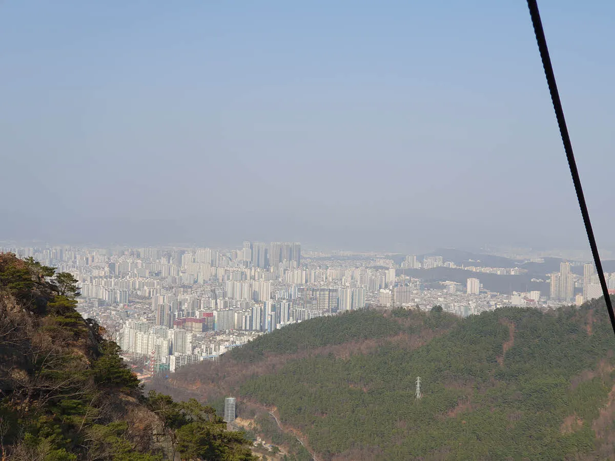 앞산 케이블카에서 바라본 대구 풍경
