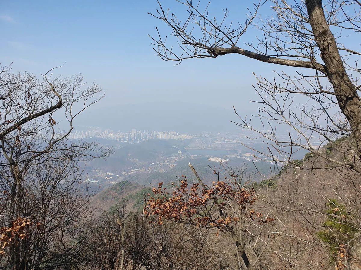 망경대 아래에서 본 풍경
