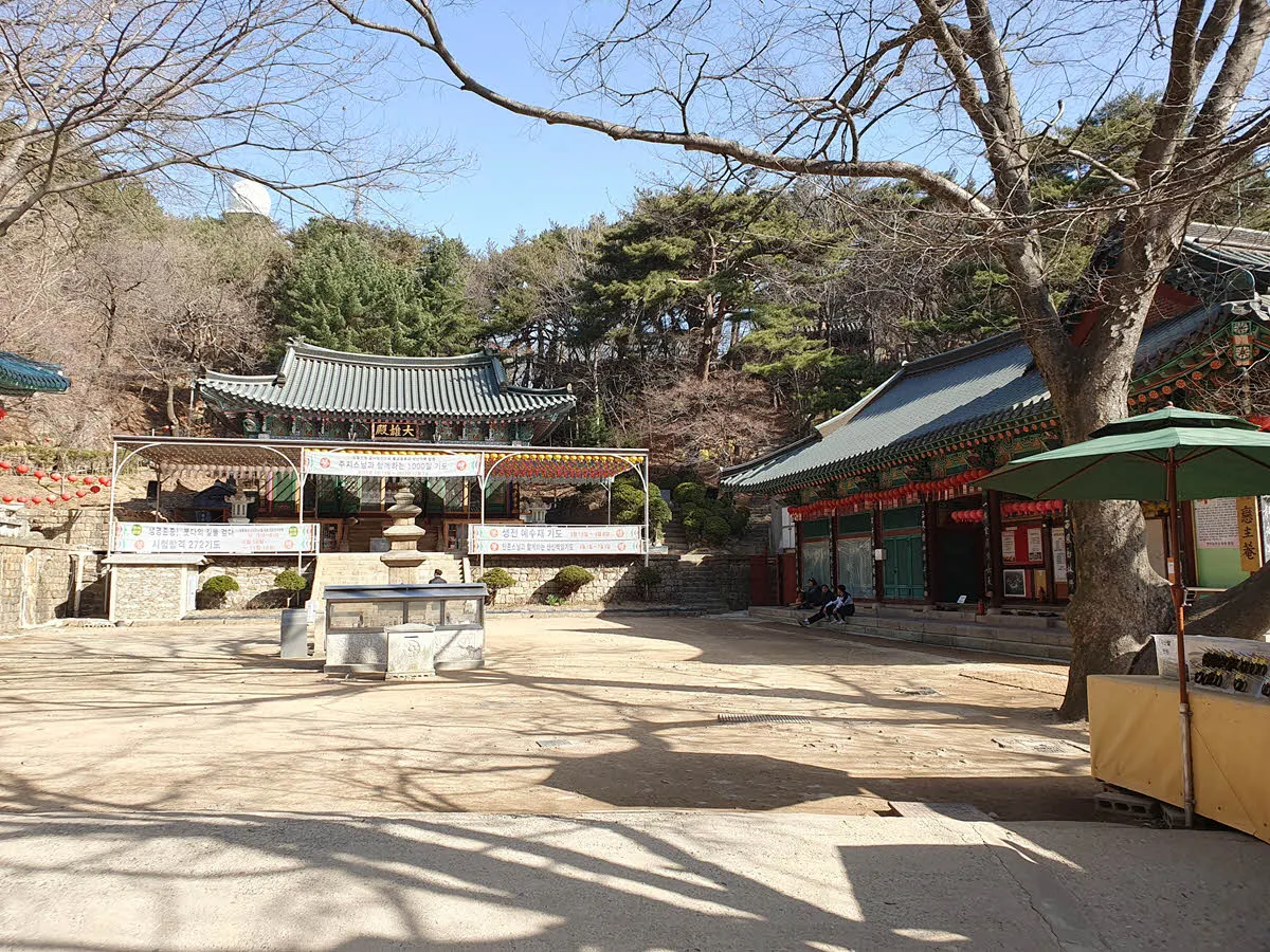 연주암 경내