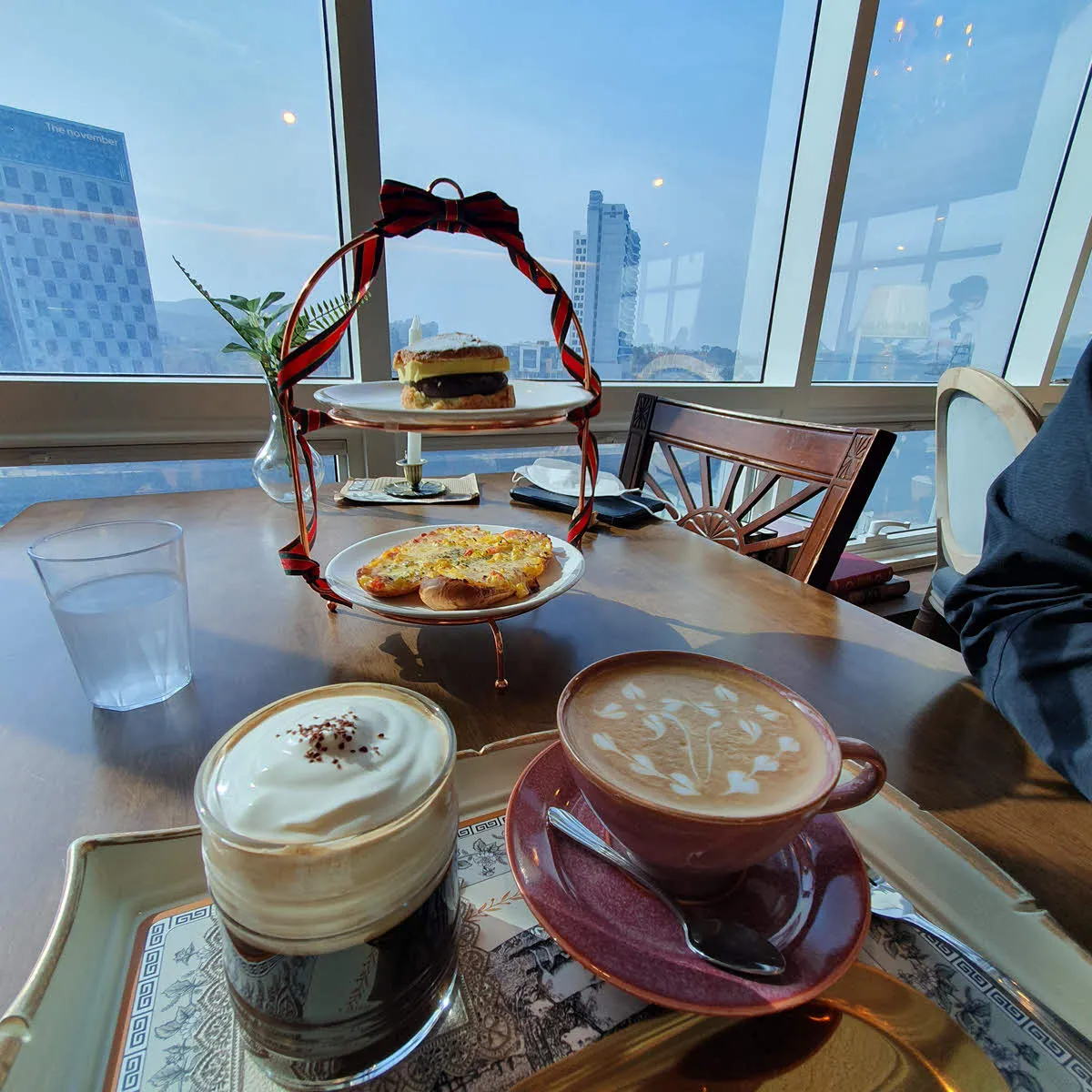 또 다른 카페 "바다의 시간"