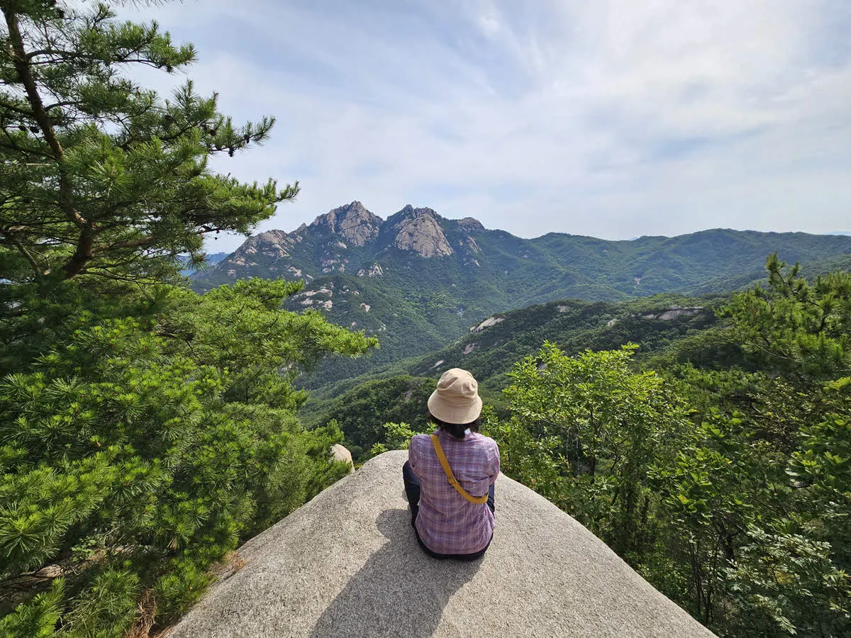 용출봉에서 바라본 백운대, 만경대, 노적봉