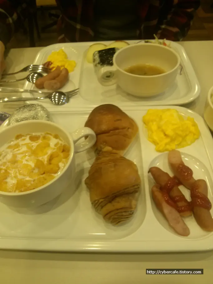 도쿄 비지니스 호텔 조식