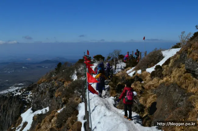 한라산 겨울산행을 하다. (영실코스의 설원 풍경)