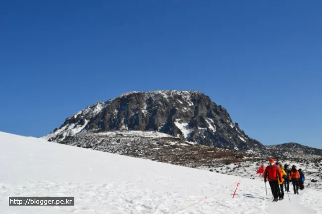 한라산 겨울산행을 하다. (영실코스의 설원 풍경)