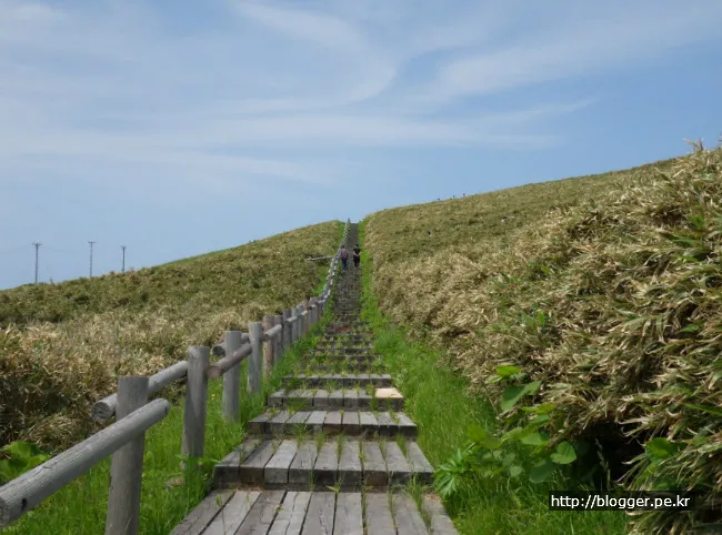 홋카이도 샤코탄 반도의 최북단 가무이곶 절경