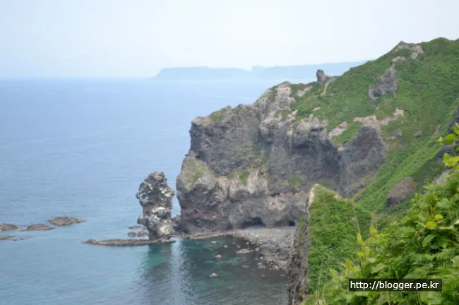 홋카이도 샤코탄 반도의 최북단 가무이곶 절경