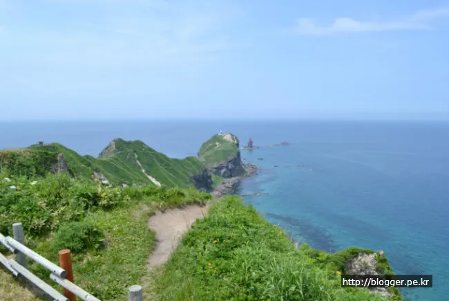 홋카이도 샤코탄 반도의 최북단 가무이곶 절경