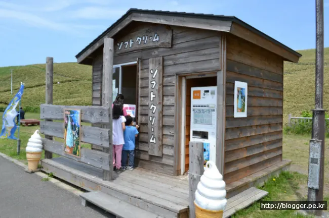 홋카이도 샤코탄 반도의 최북단 가무이곶 절경