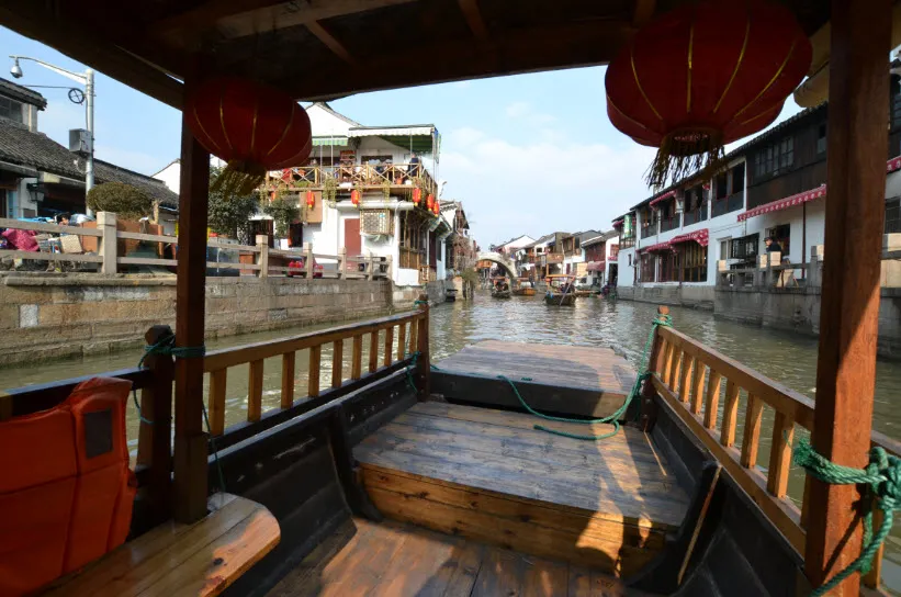 강남수향(江南水鄕)마을 중 하나인 상하이의 주가각(朱家角)