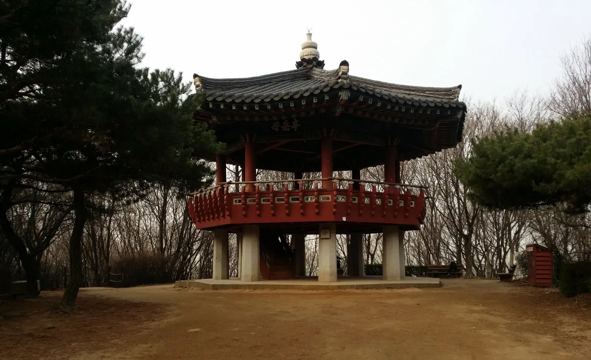 [걷기 좋은 길]서대문구청 뒷산 안산 자락길 탐방기