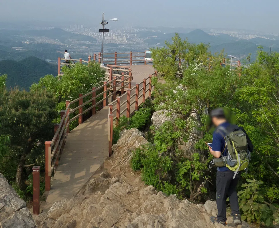 수리산 수암봉 전망대