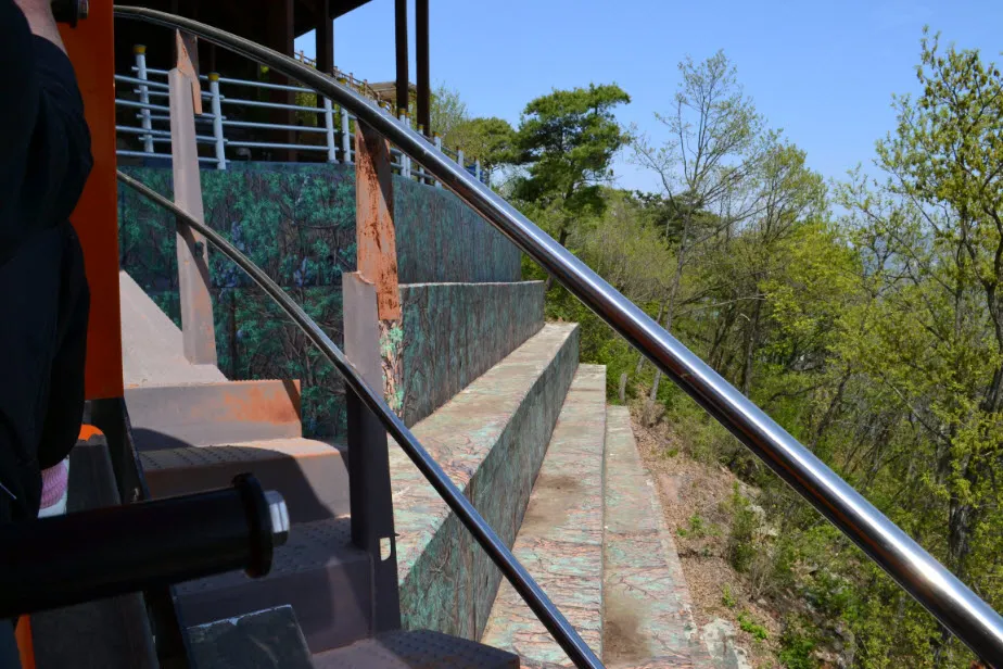 제천 비봉산의 청풍호 관광모노레일