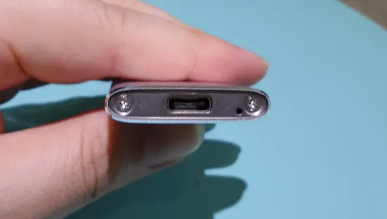 M2 SSD를 외장하드로 만들어주는 케이스 (Transcend TS-CM80S)