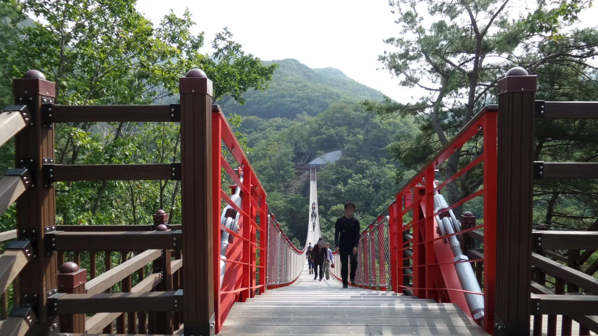 감악산 출렁다리와 범륜사 그리고 운계폭포의 비밀