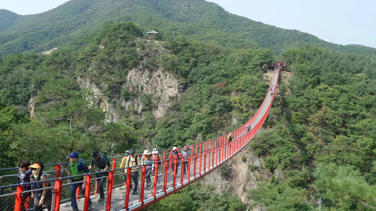 감악산 출렁다리와 범륜사 그리고 운계폭포의 비밀