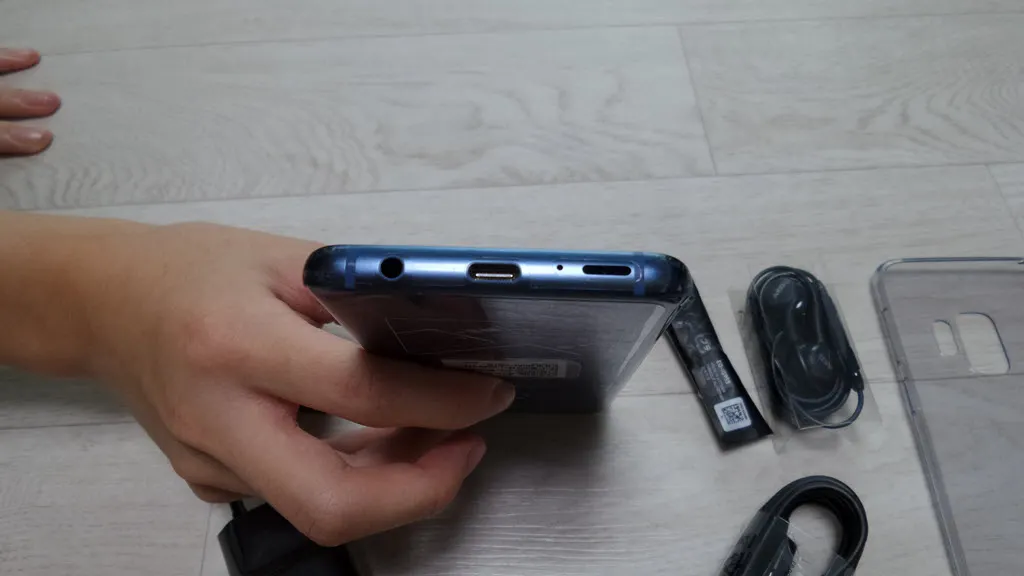 갤럭시S9과 LG G7 ThinQ 비교