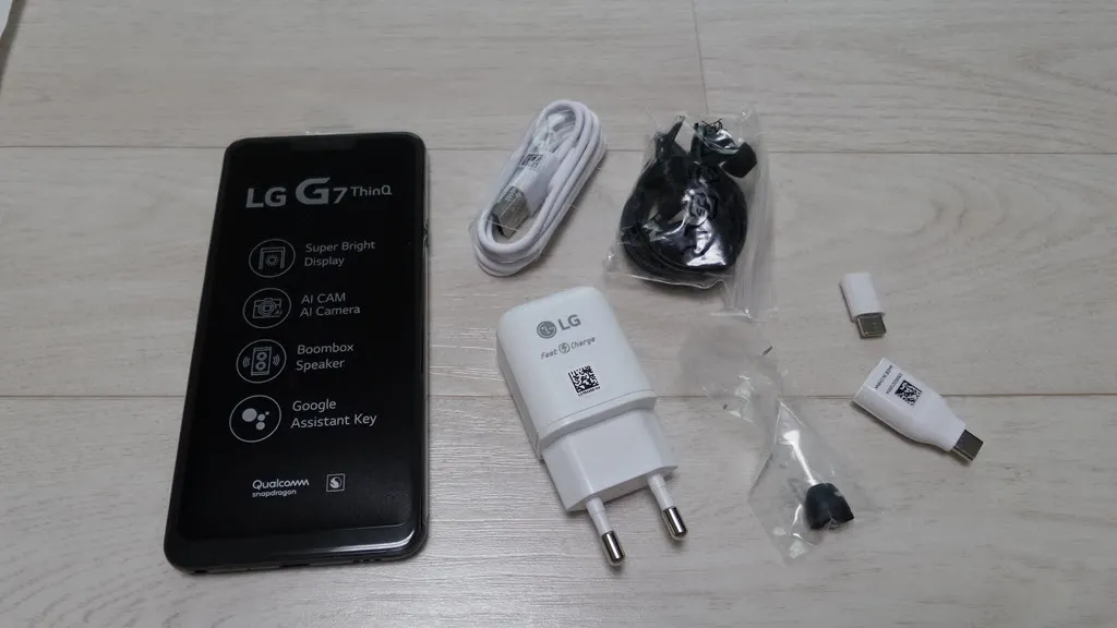 갤럭시S9과 LG G7 ThinQ 비교