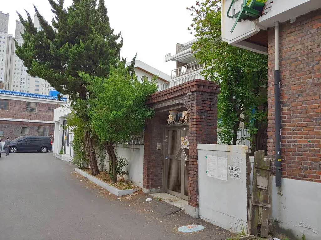 백운2구역 재개발로 사라질 풍경
