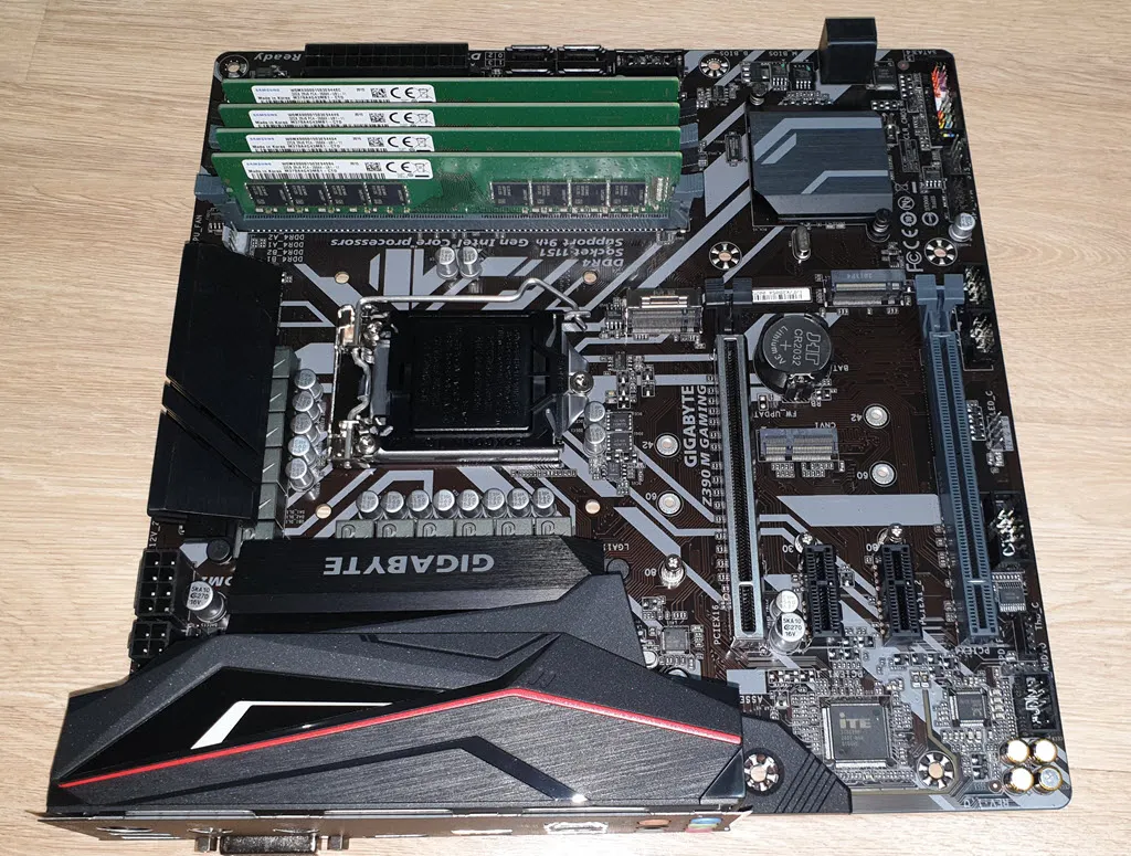 메인보드와 램(128GB)