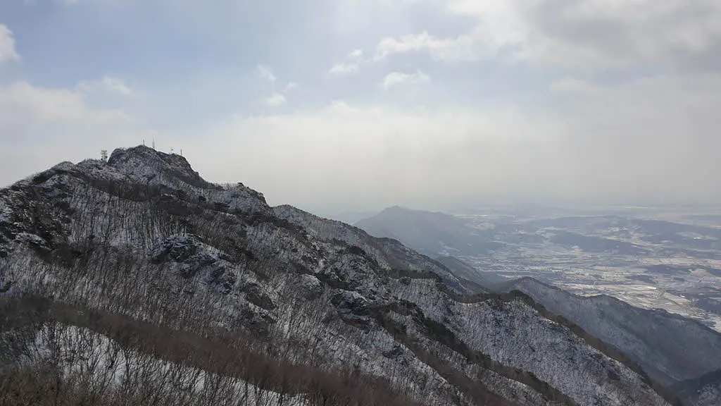군통신소가 있는 천황봉