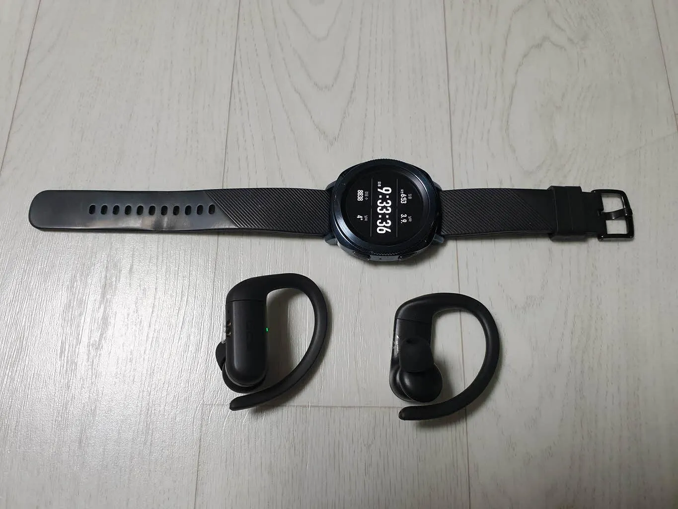 기어 스포츠와 QCY T6