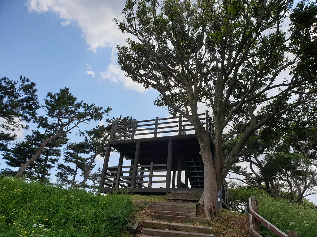 식산봉 정상 전망대