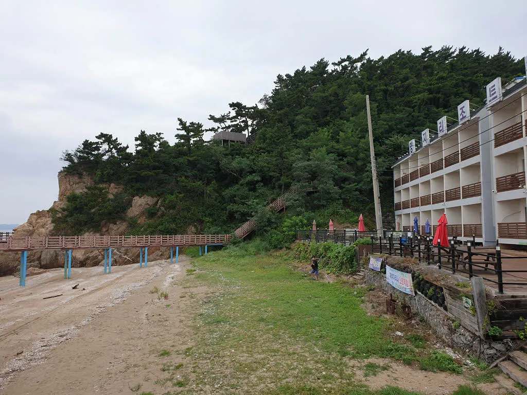 제비꼬리길 탑재산