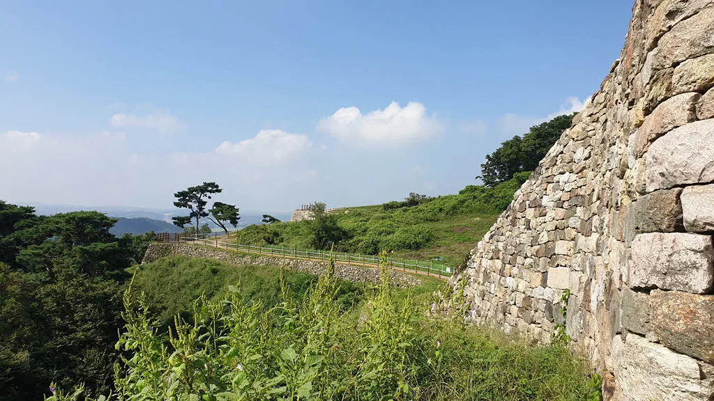 오산시 독산성 성곽길