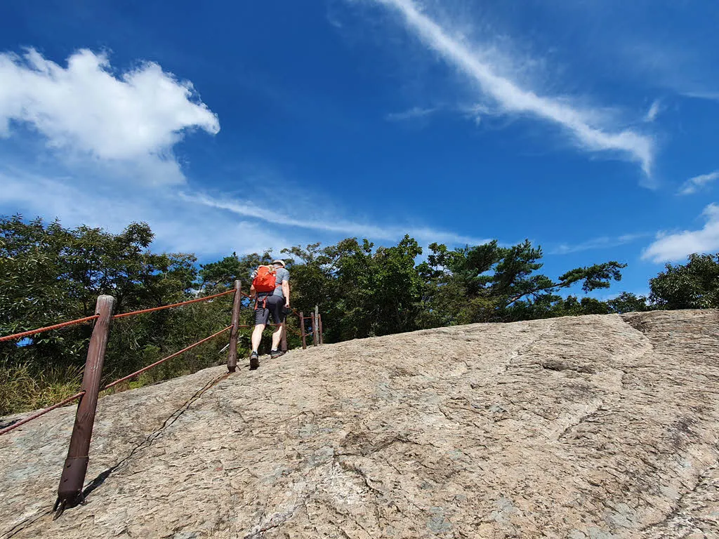 재백이 삼거리에서 관음봉 가는 길