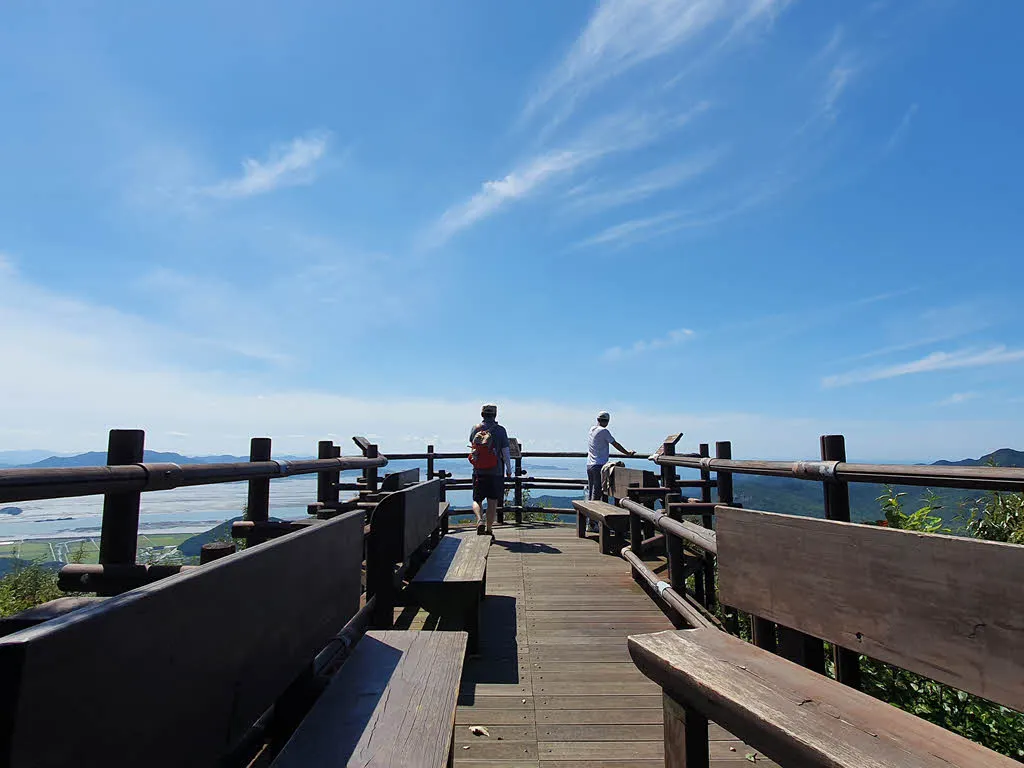 관음봉 정상 전망대