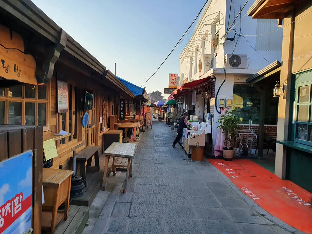 대룡시장 중앙 사거리에서 남쪽 방면