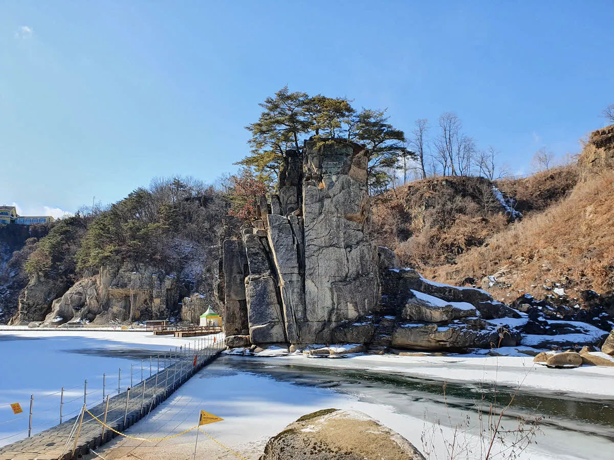 철원 한탄강 고석정