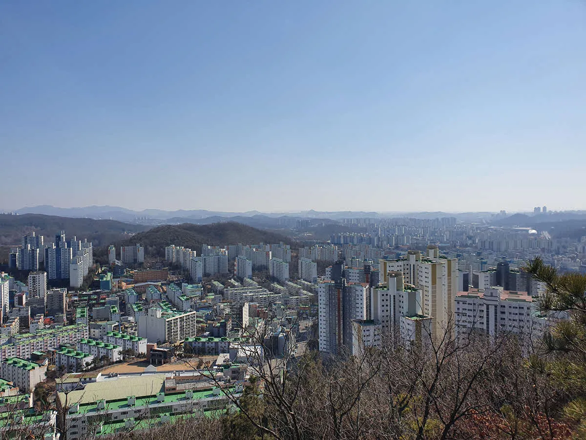 만수산에서 바라본 남쪽 풍경 