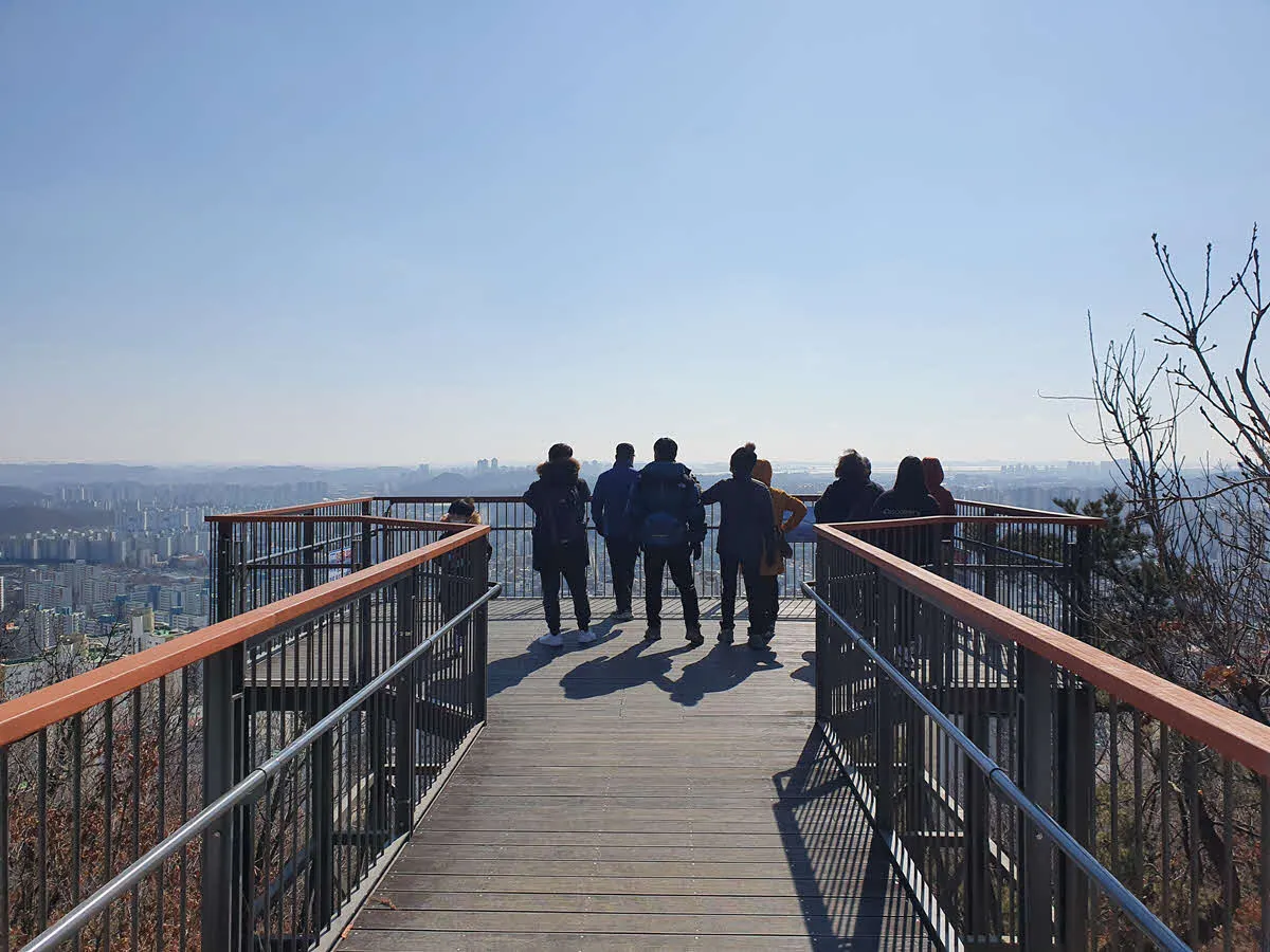 만수산 정상 전망대