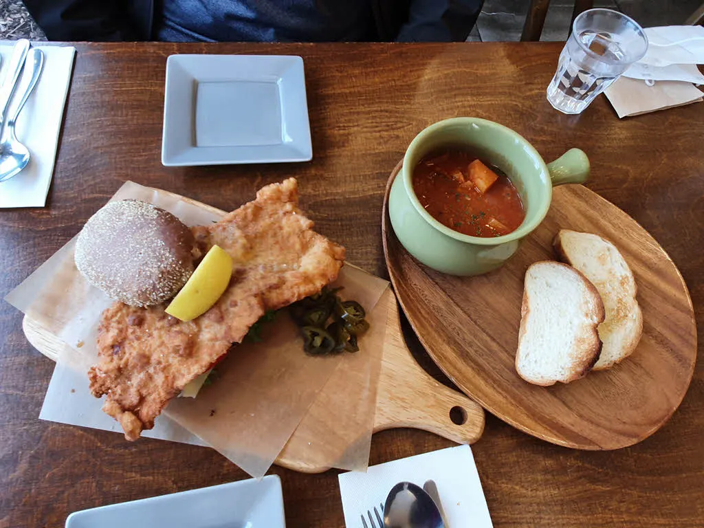 야채스프 같은 굴라쉬