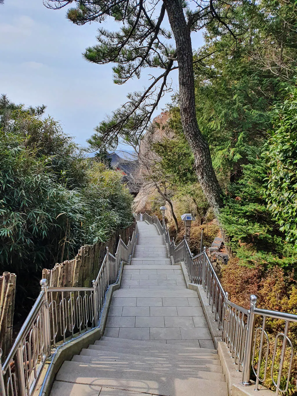보리암 가는 계단길