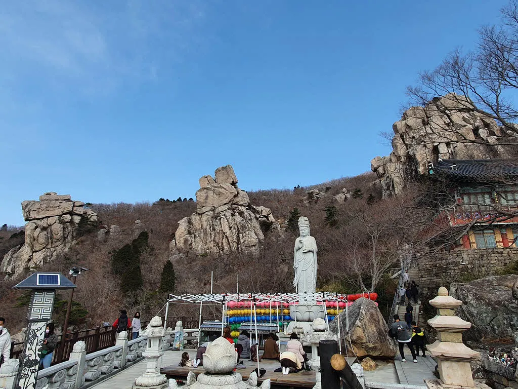 남해 보리암 해수관음상