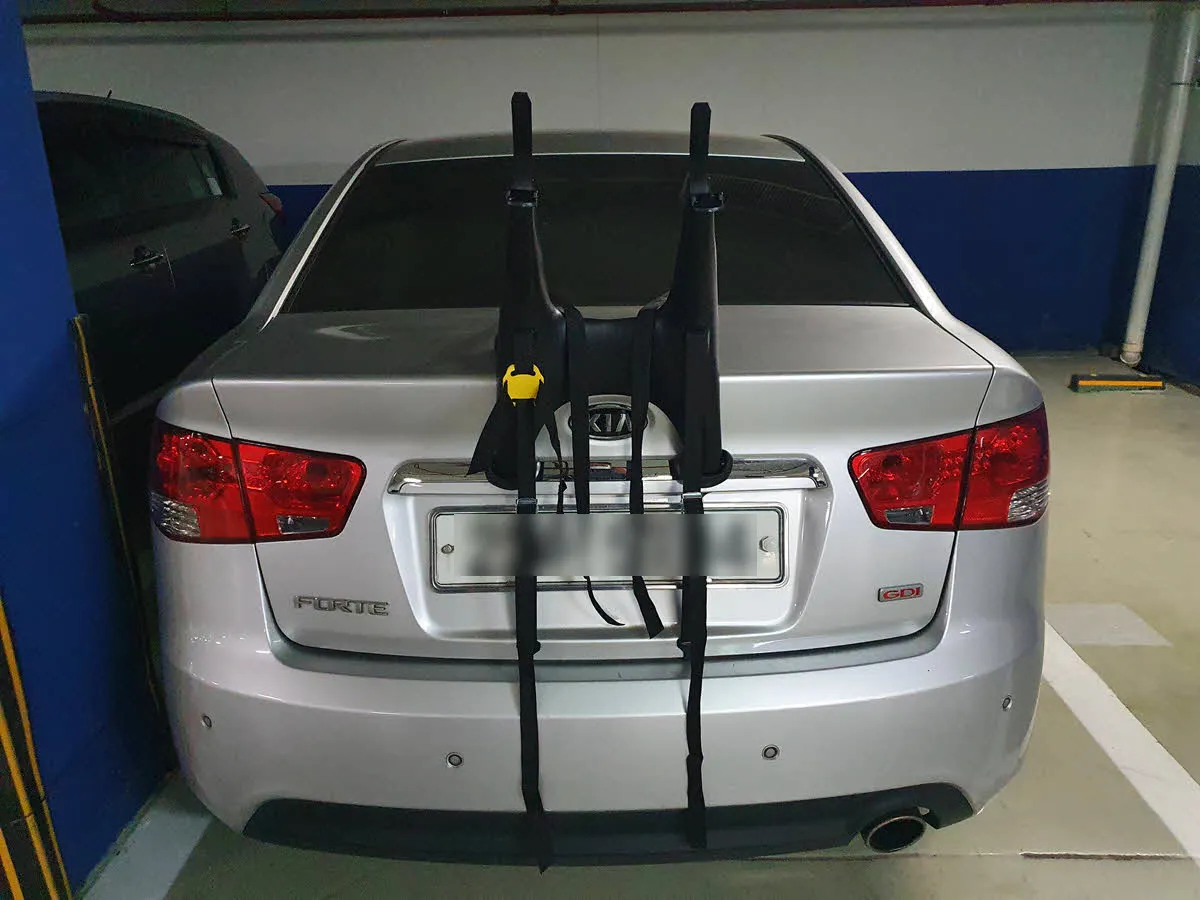 사리스 솔로 자전거 거치대 장착 모습