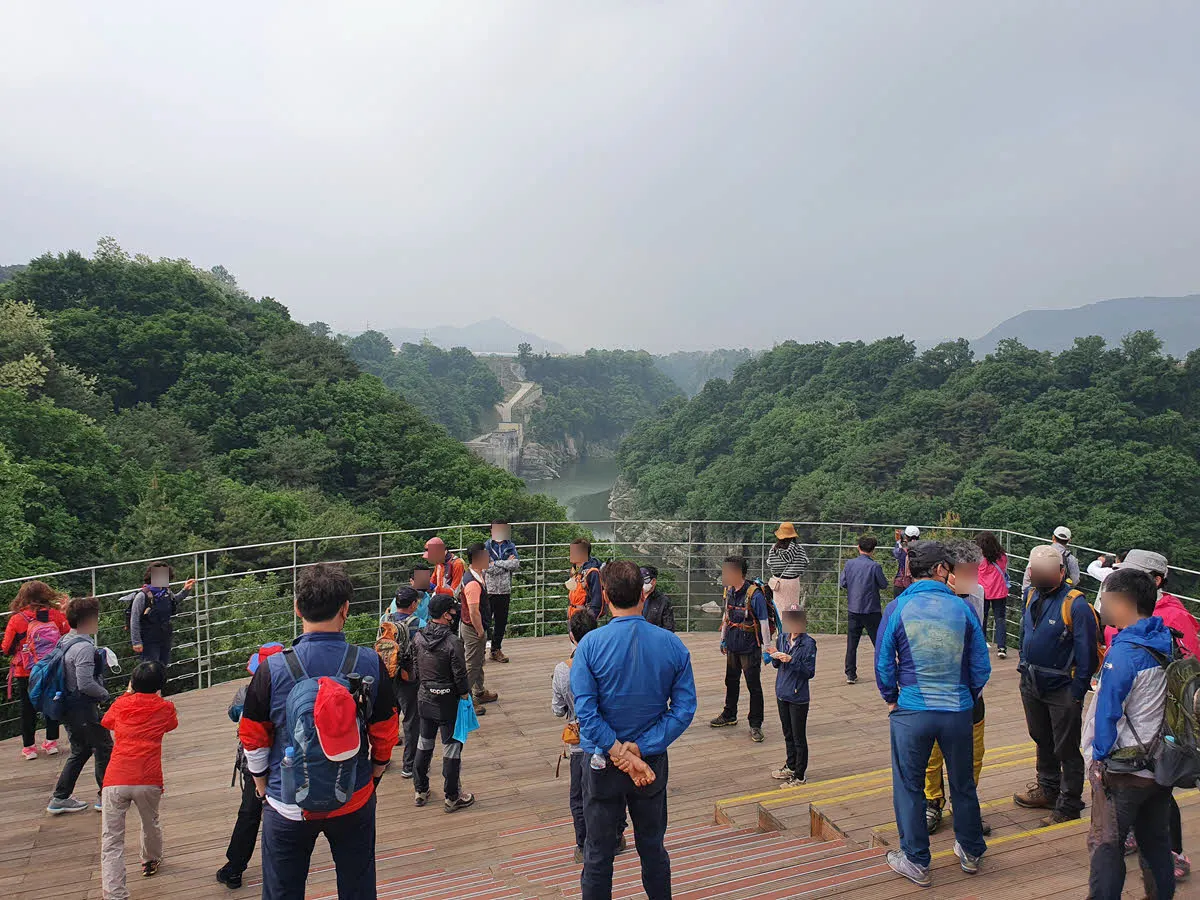 철원 잔도길 드르니 매표소 전망대