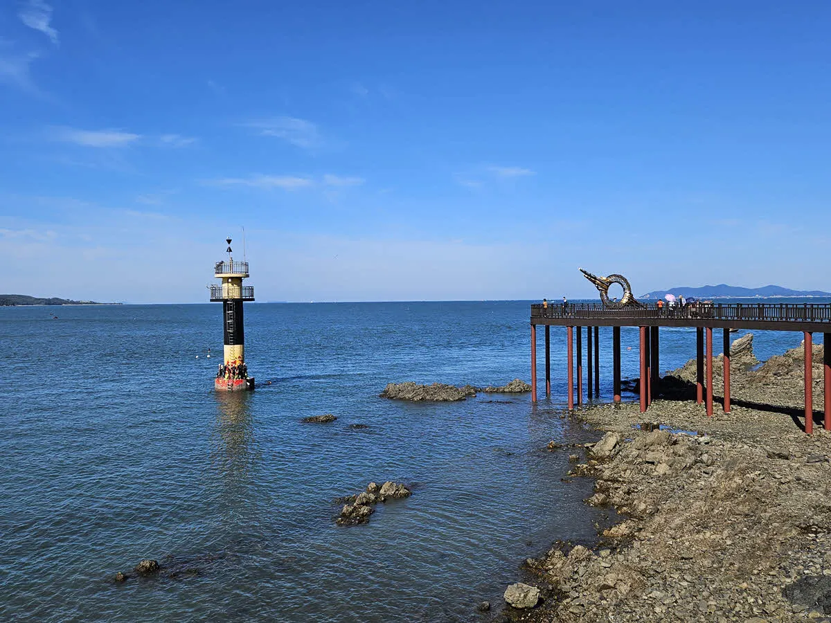 구봉도 낙조전망대와 등대