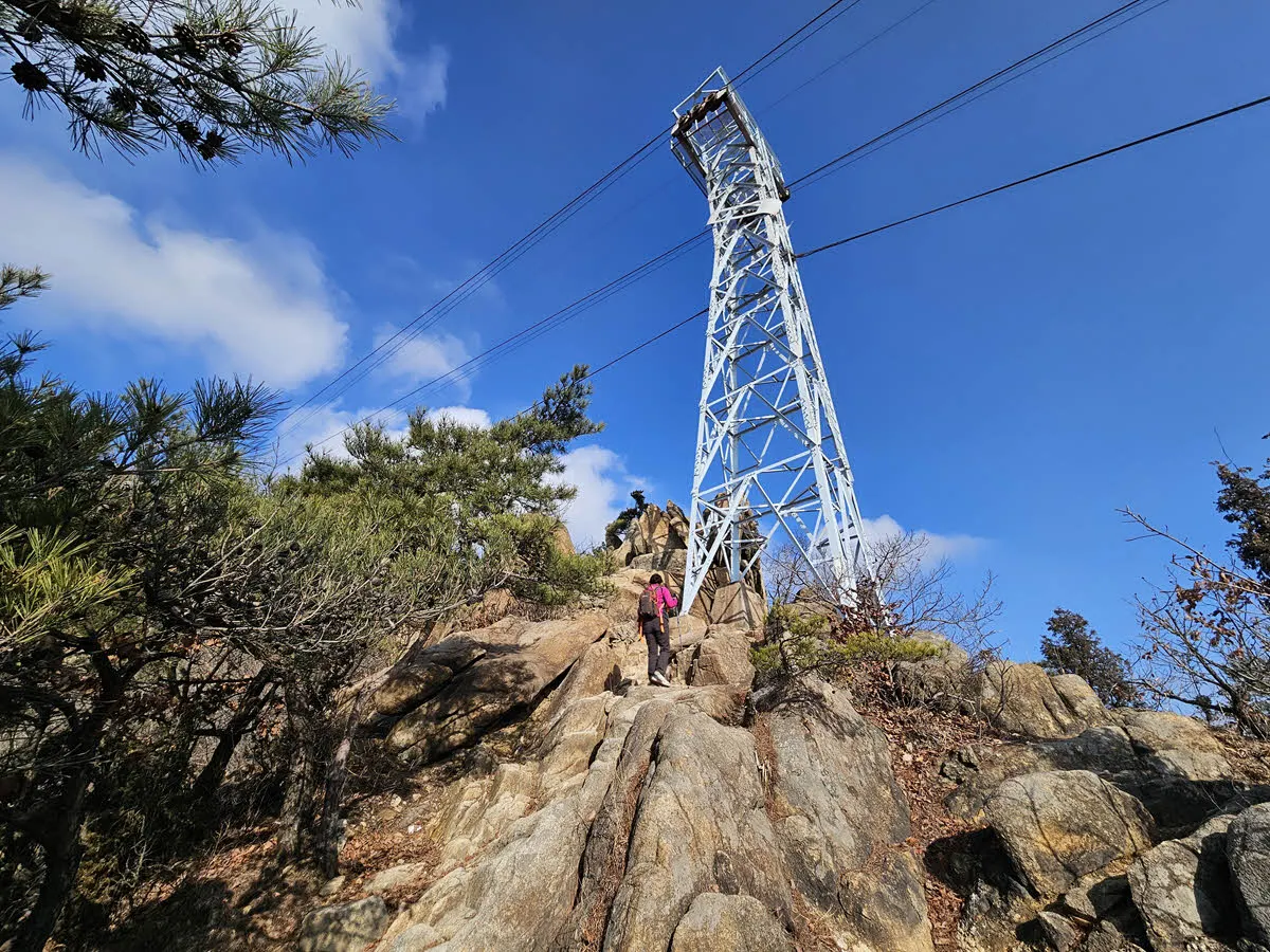 관악산 케이블카 철탑