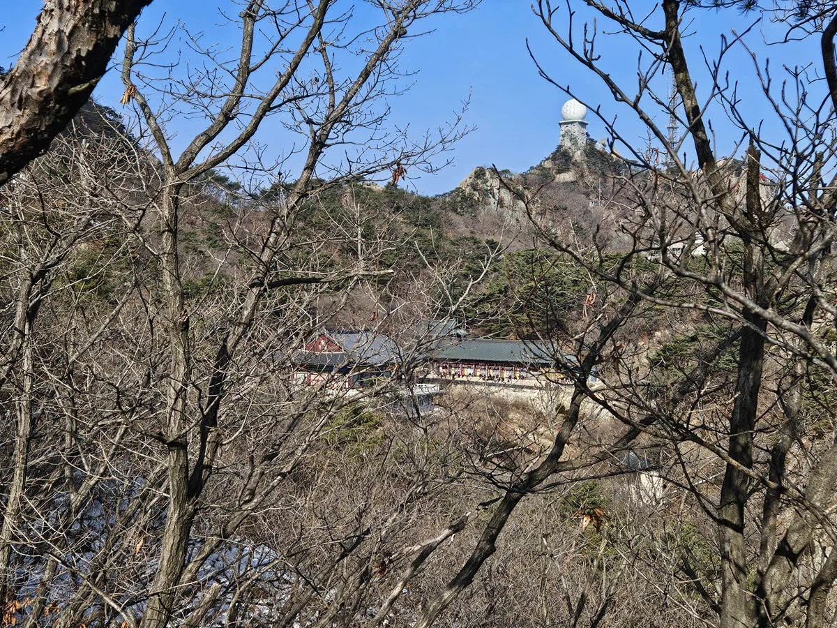 관악산 기상관측소와 연주암