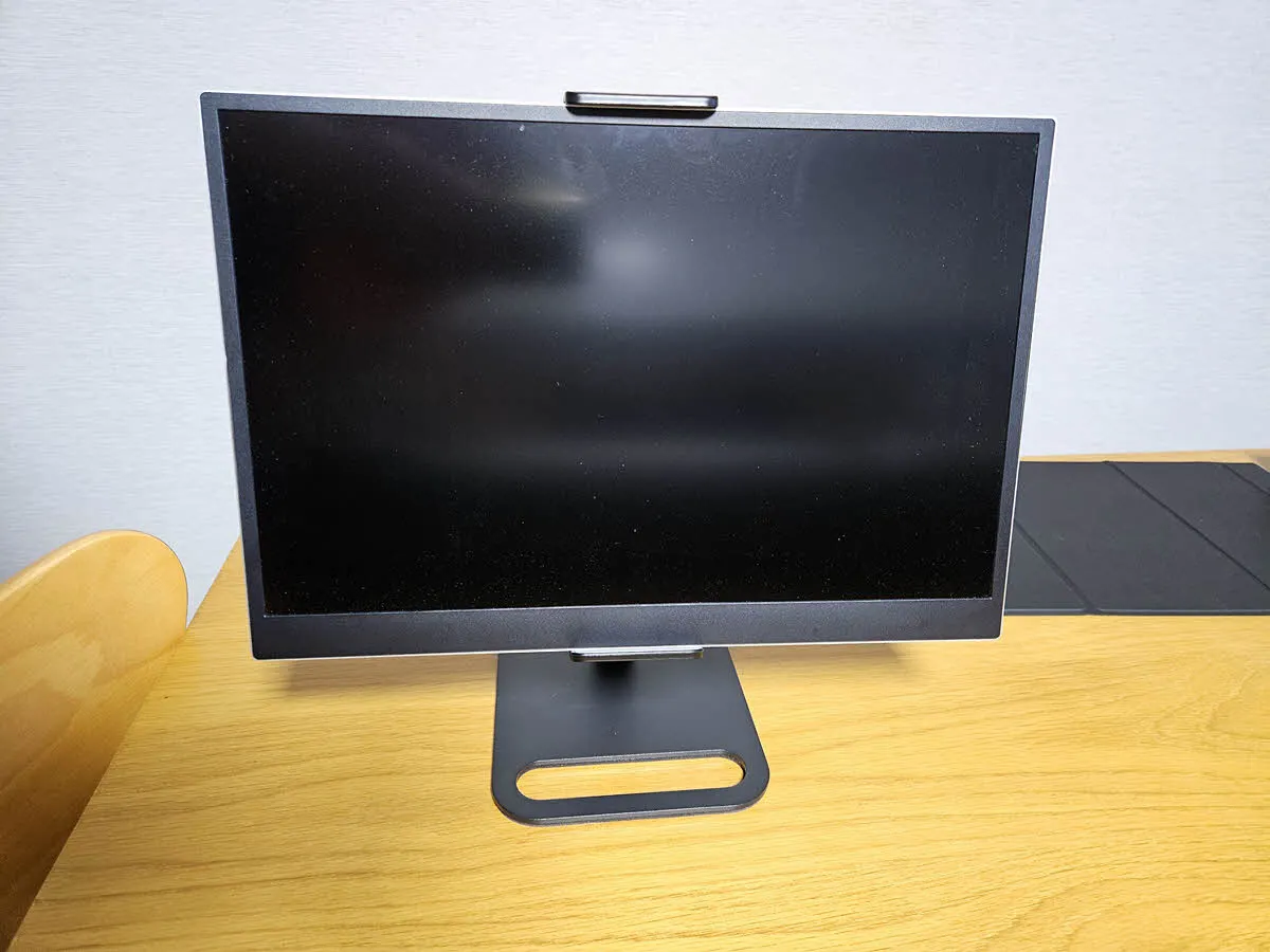 Gram View 2를 거치대에  설치한 모습